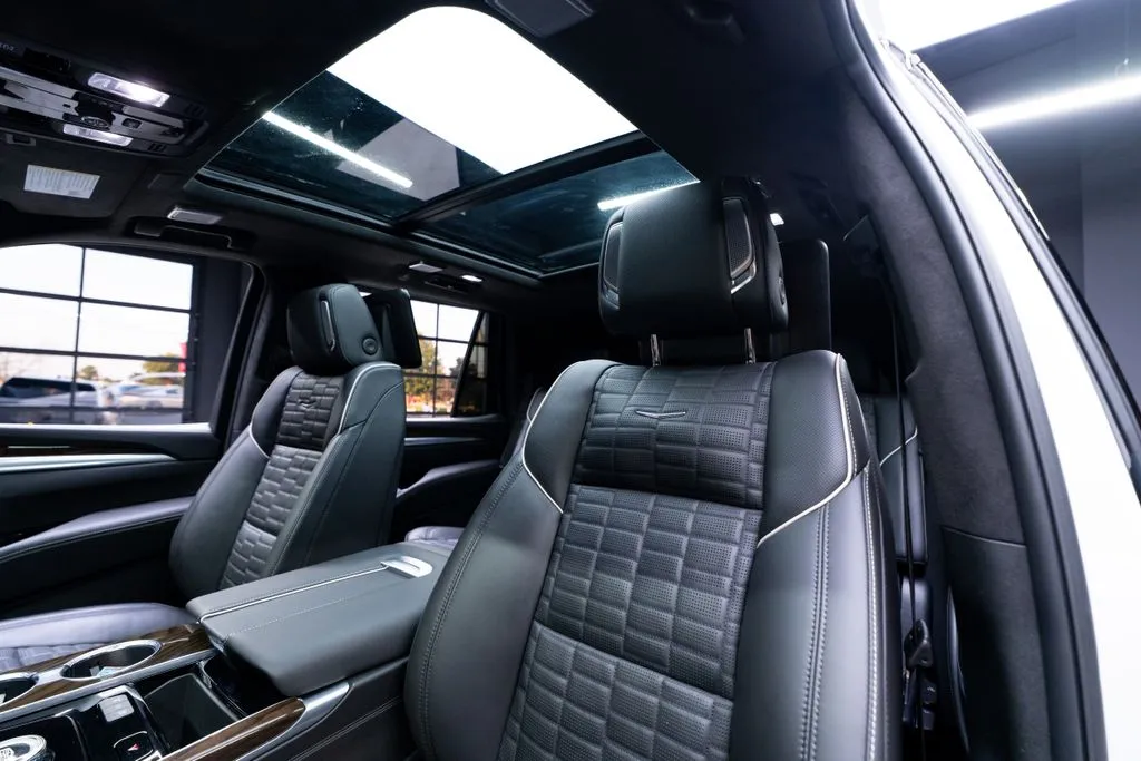 Cadillac Escalade photo 32