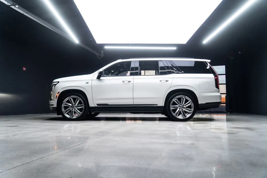 Cadillac Escalade photo 24