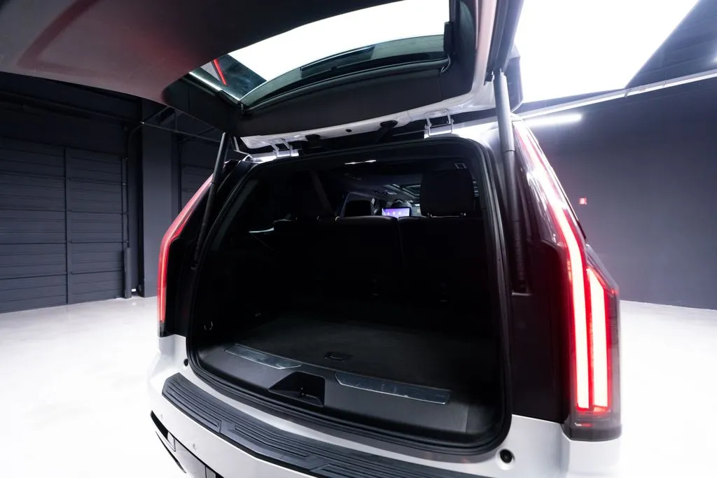 Cadillac Escalade photo 60