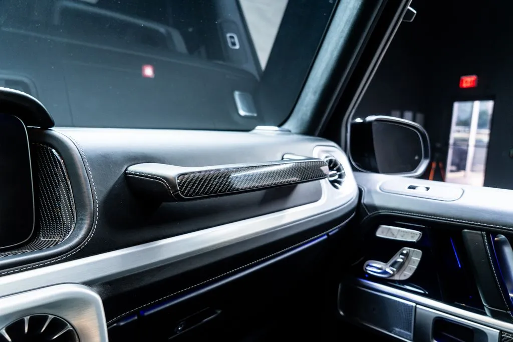 Mercedes-Benz G-Class photo 38