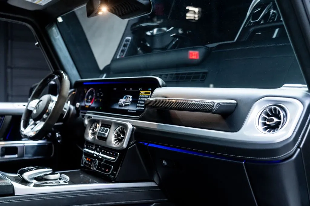 Mercedes-Benz G-Class photo 39