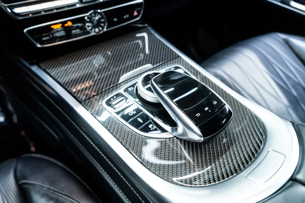 Mercedes-Benz G-Class photo 37