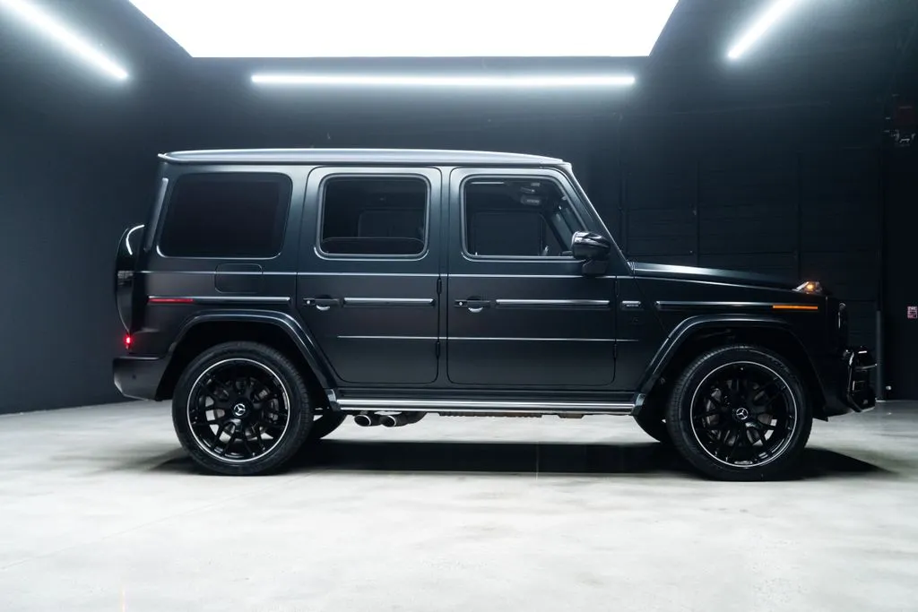 Mercedes-Benz G-Class photo 9
