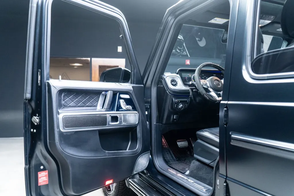 Mercedes-Benz G-Class photo 22