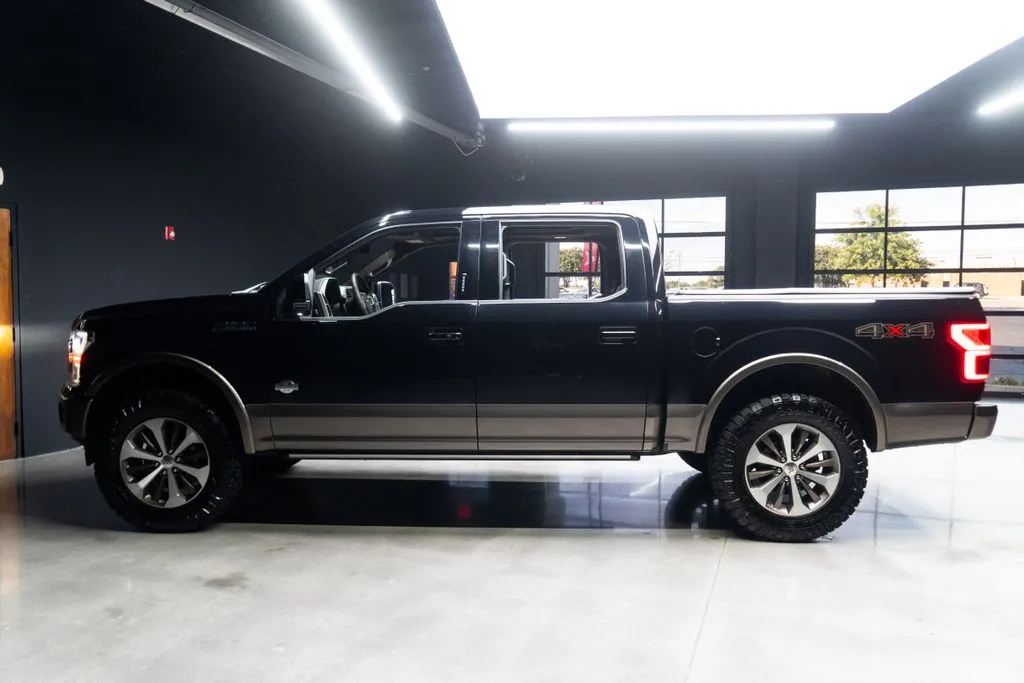 Ford F-150 photo 18