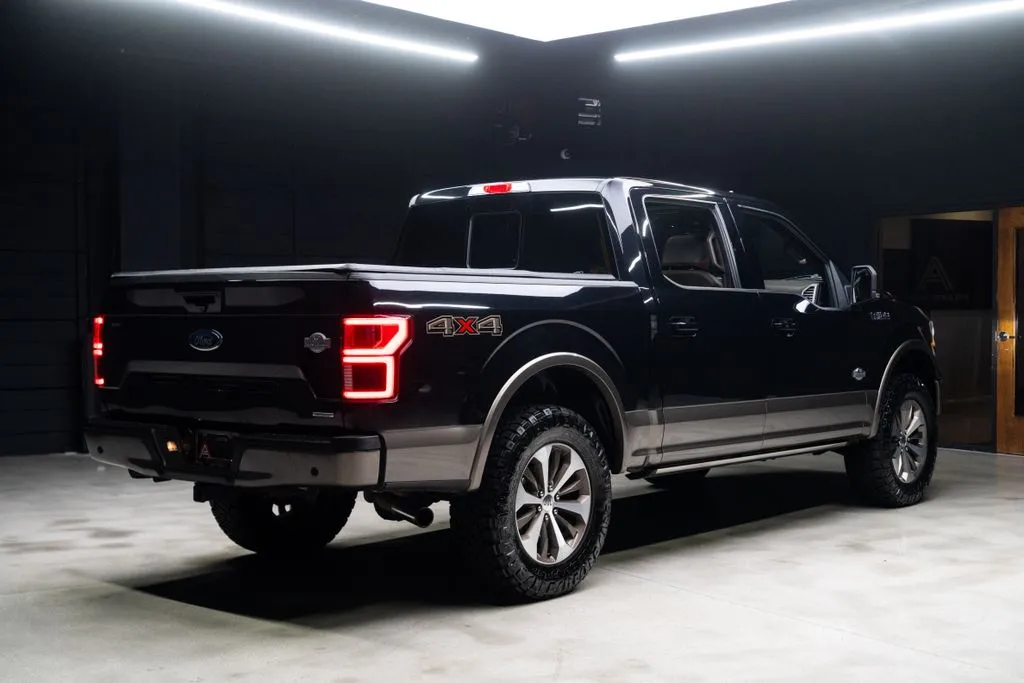 Ford F-150 photo 12