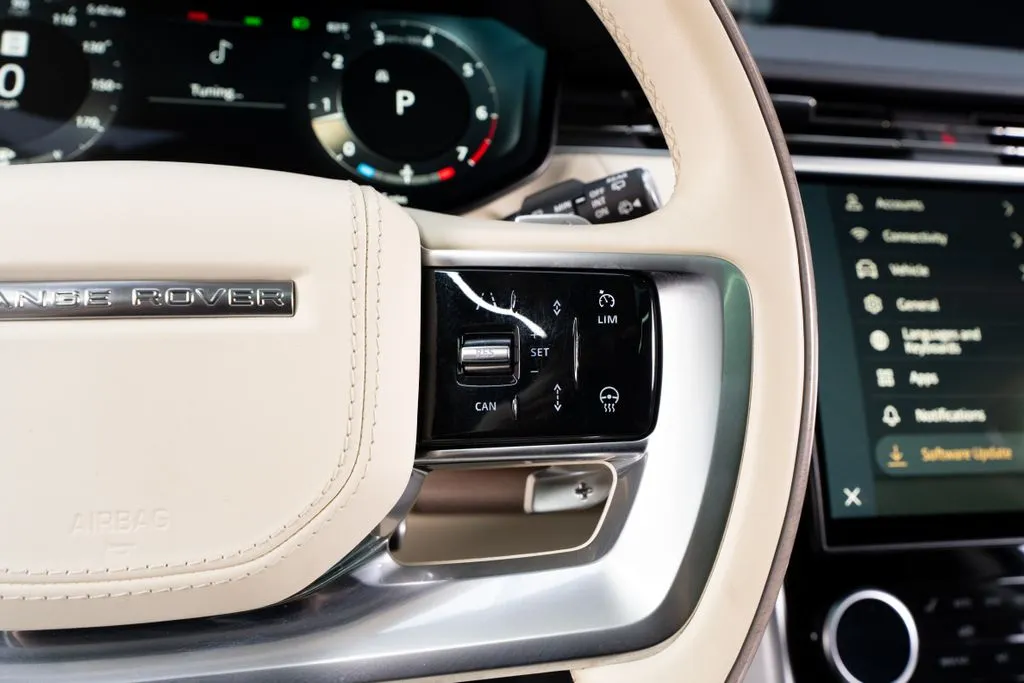 Land Rover Range Rover photo 29