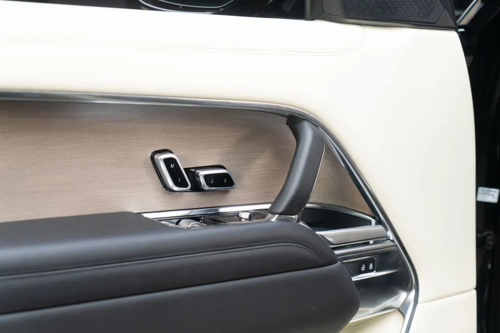 Land Rover Range Rover photo 22