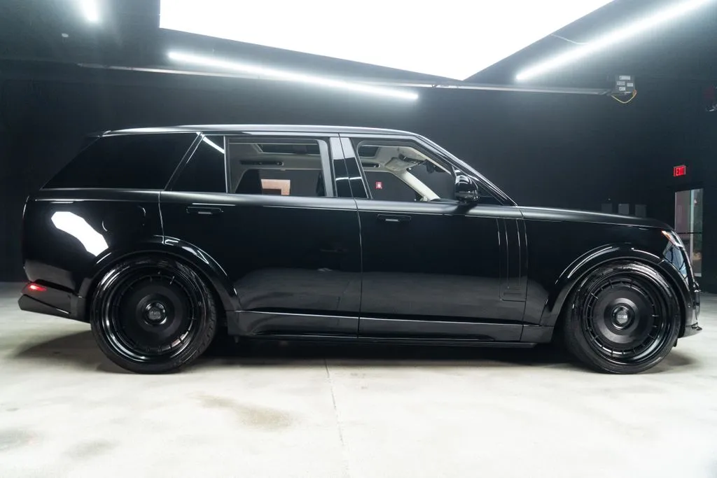 Land Rover Range Rover photo 11