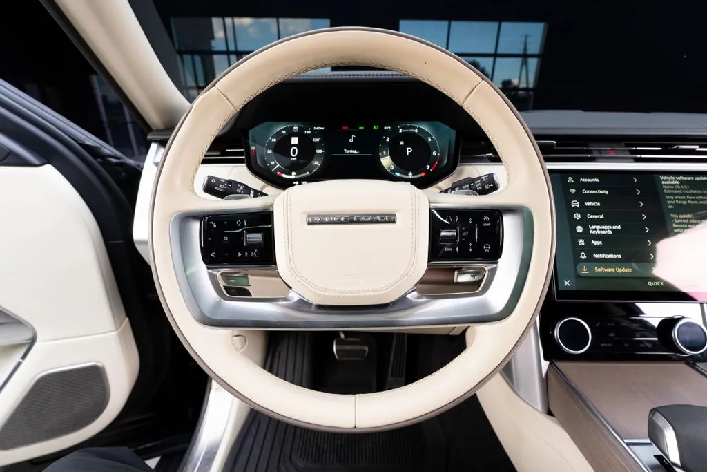 Land Rover Range Rover photo 27