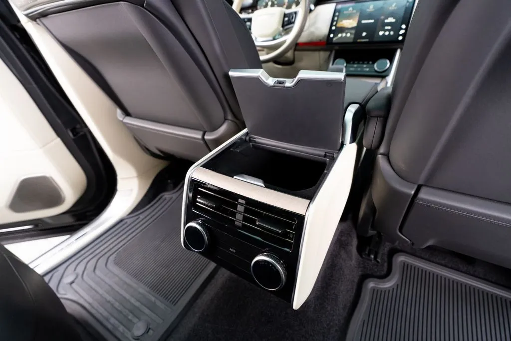 Land Rover Range Rover photo 43