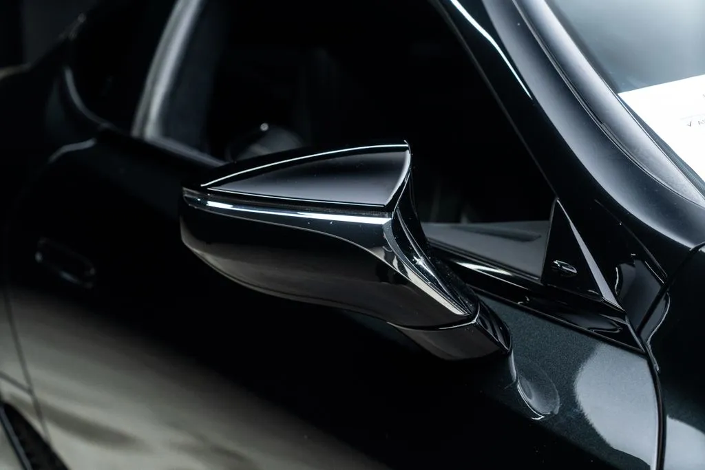 Lexus LC photo 12