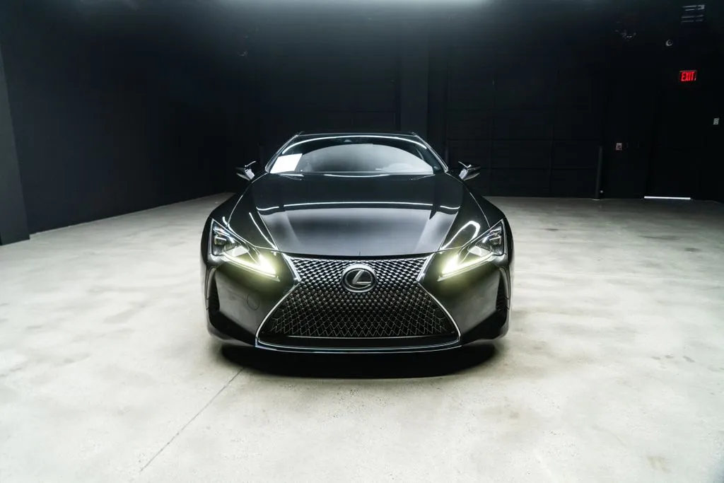 Lexus LC photo 3