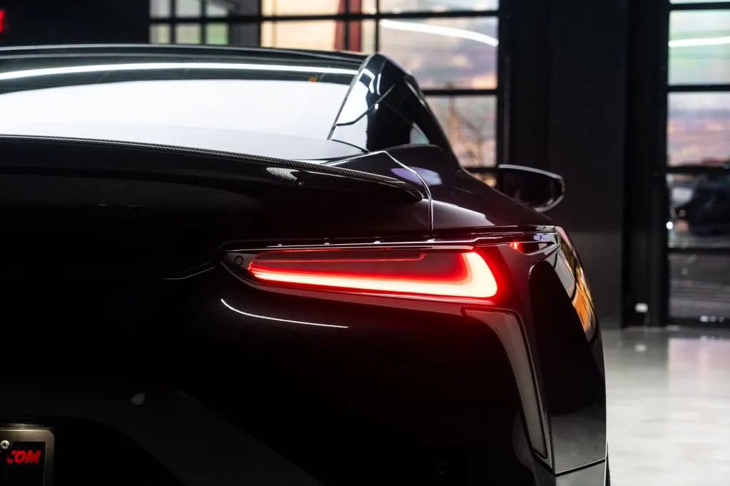 Lexus LC photo 17
