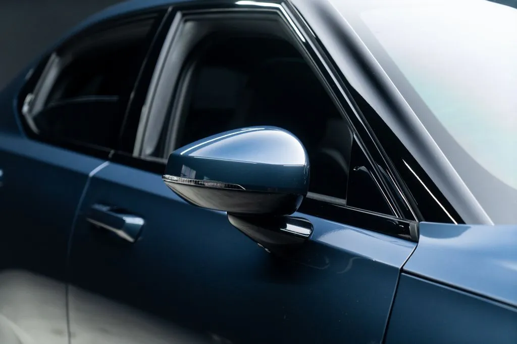 Polestar 2 photo 13