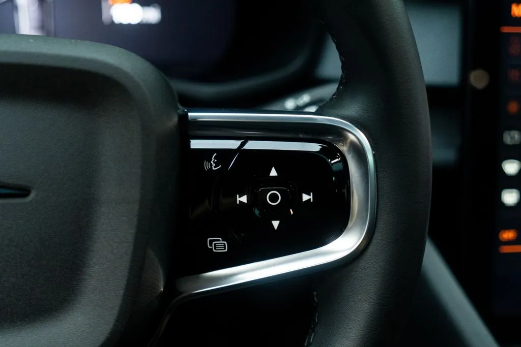 Polestar 2 photo 28