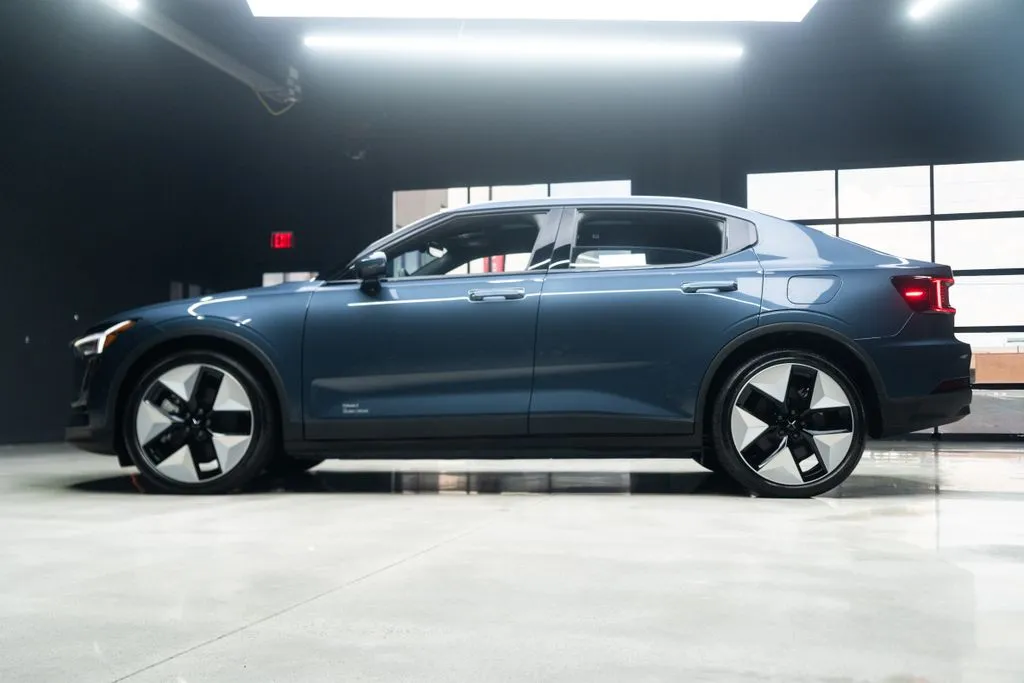 Polestar 2 photo 21