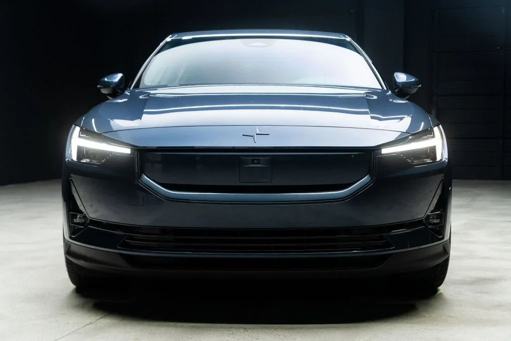 Polestar 2 photo 4