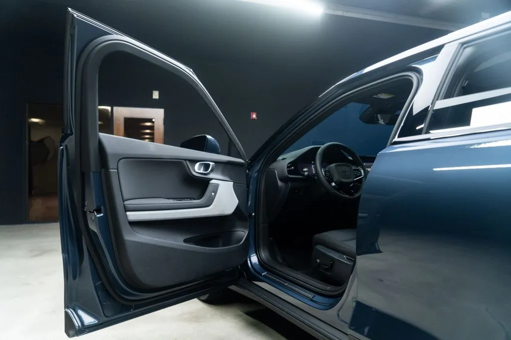 Polestar 2 photo 22
