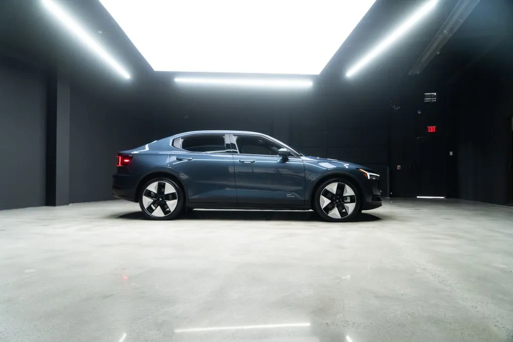 Polestar 2 photo 9