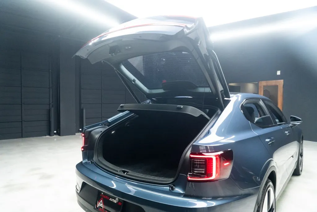 Polestar 2 photo 38