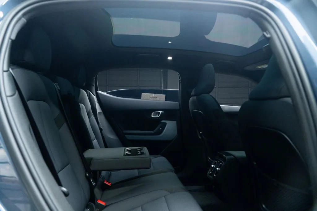 Polestar 2 photo 35