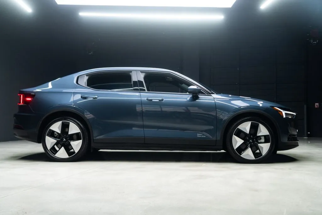 Polestar 2 photo 10