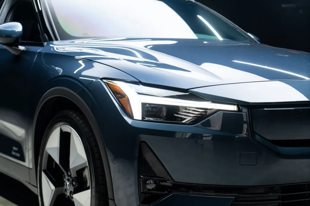 Polestar 2 photo 7