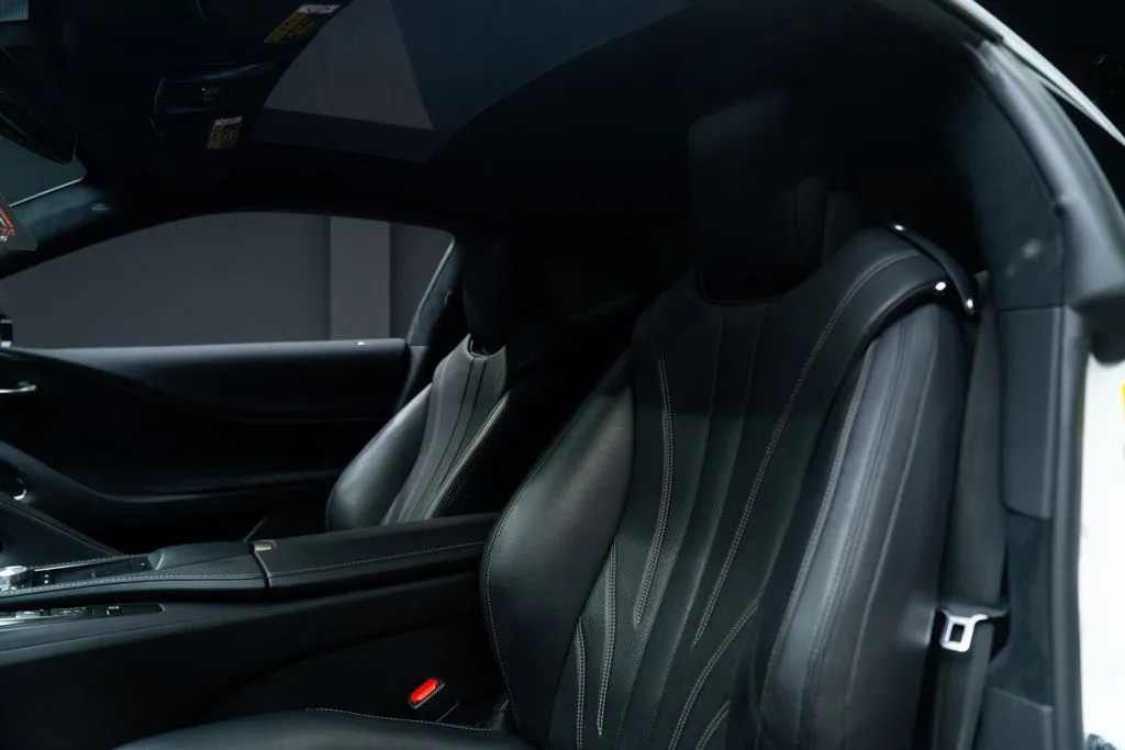 Lexus LC photo 25