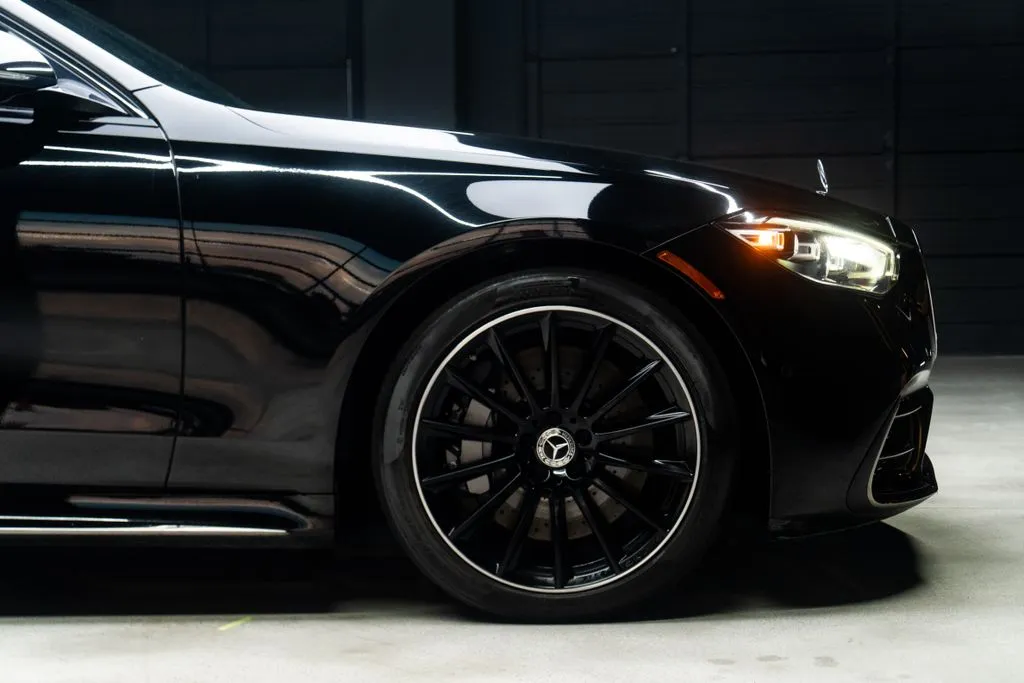 Mercedes-Benz S-Class photo 10