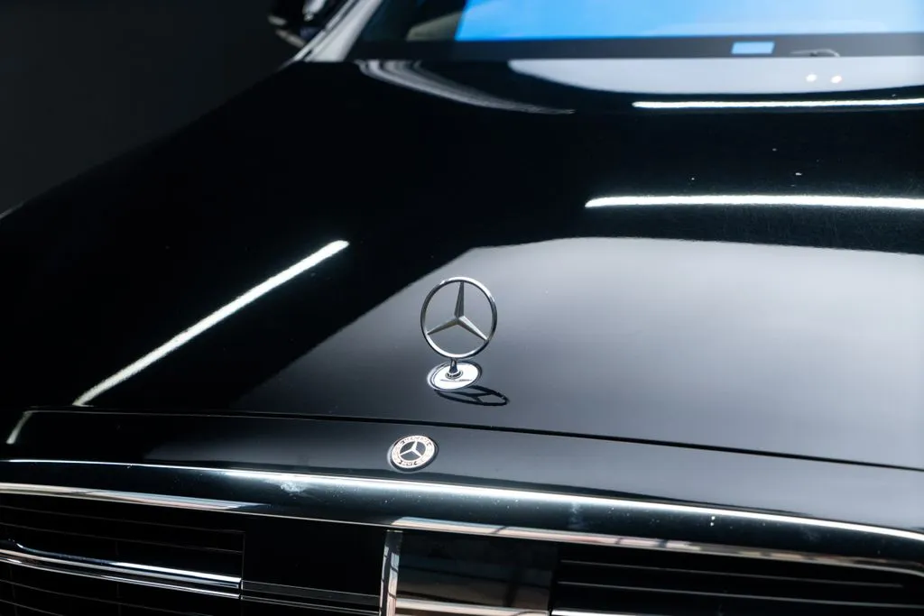 Mercedes-Benz S-Class photo 5