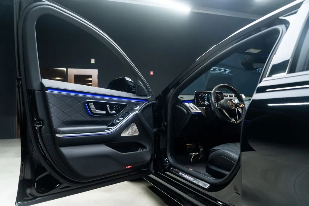 Mercedes-Benz S-Class photo 22