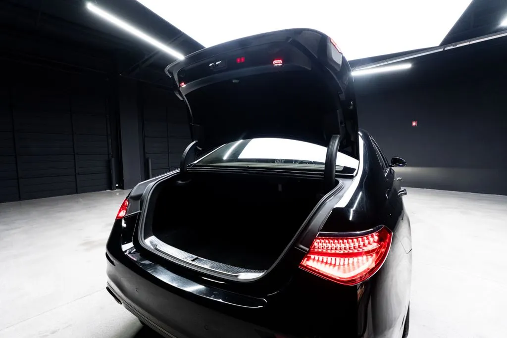 Mercedes-Benz S-Class photo 40