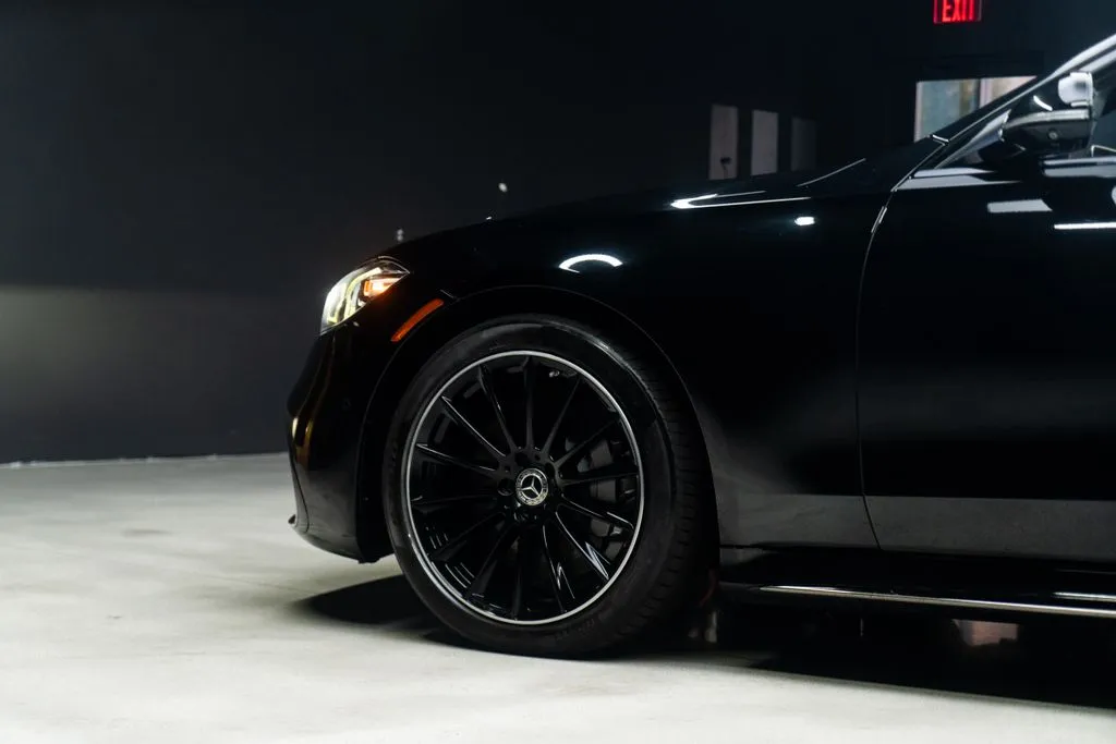 Mercedes-Benz S-Class photo 20