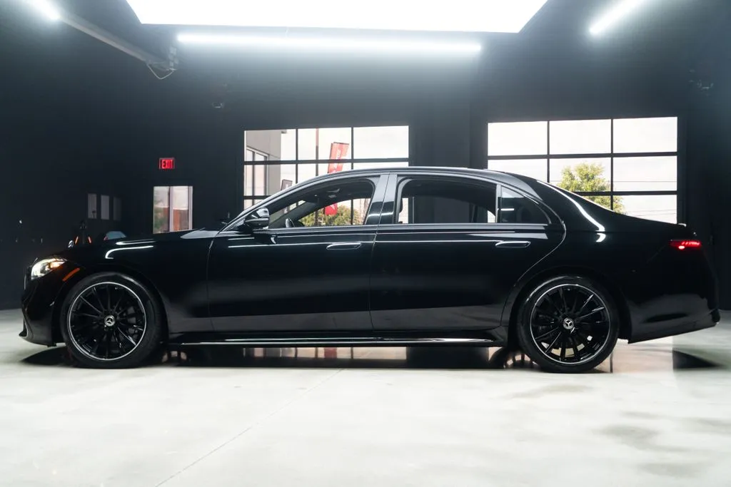 Mercedes-Benz S-Class photo 19