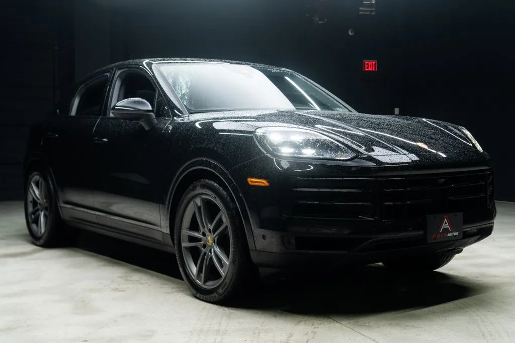 Porsche Cayenne Coupe photo 7