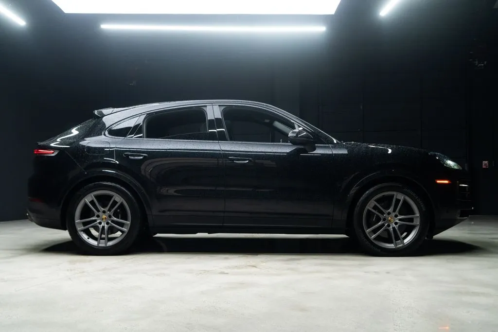 Porsche Cayenne Coupe photo 8