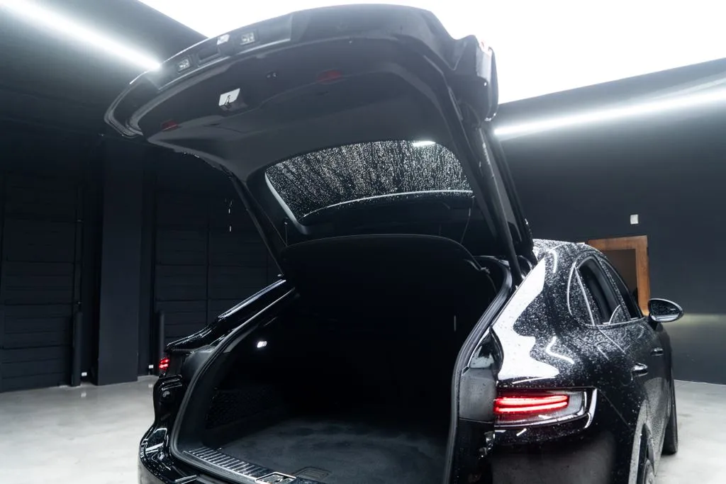 Porsche Cayenne Coupe photo 40