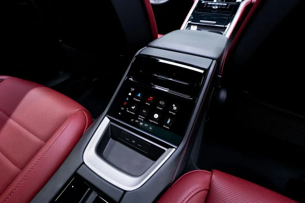 Porsche Panamera photo 44
