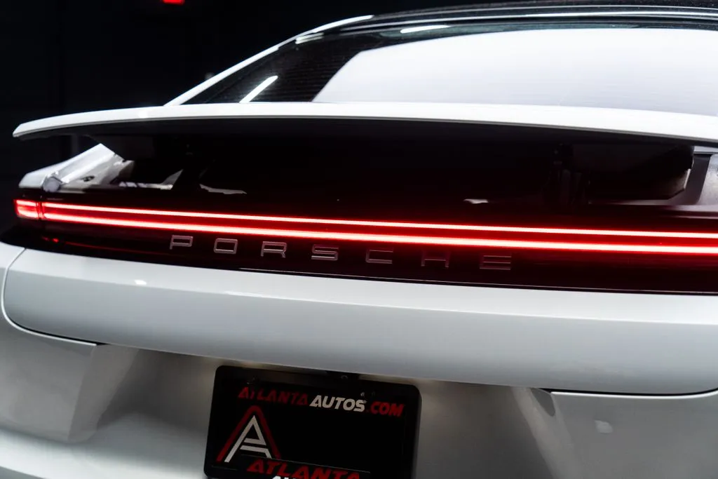 Porsche Panamera photo 16