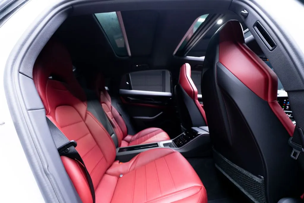 Porsche Panamera photo 46