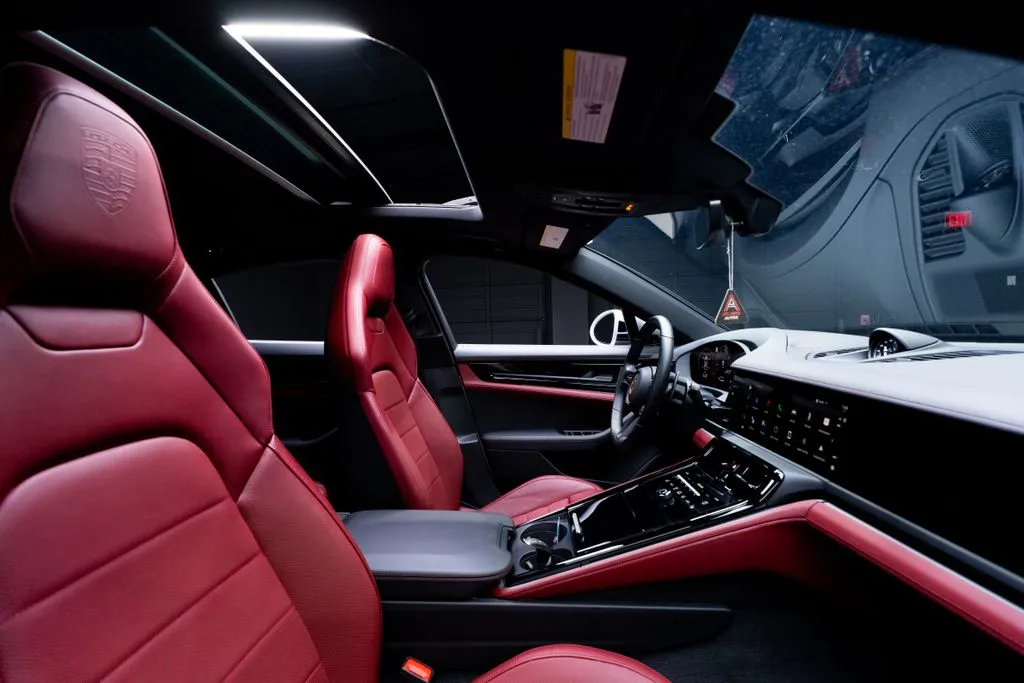 Porsche Panamera photo 40