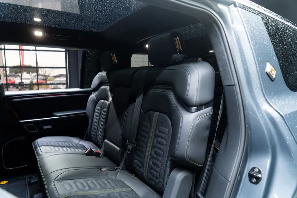 Rivian R1S photo 33