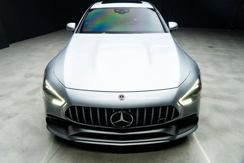 Mercedes-Benz AMG GT 43 photo 6