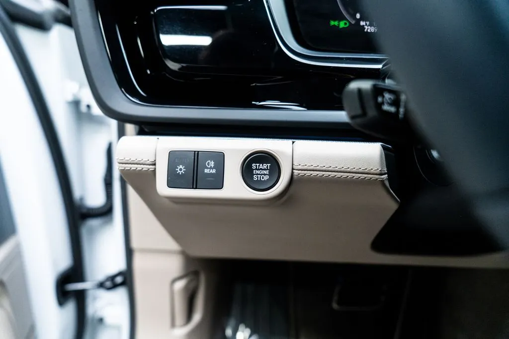 Porsche Panamera photo 28