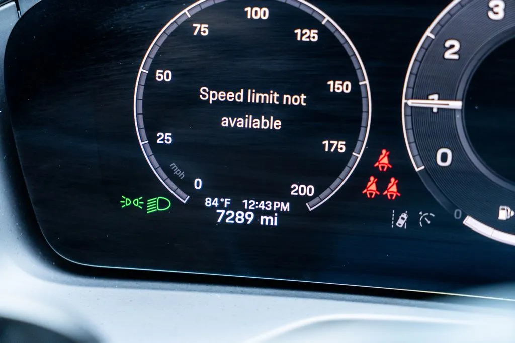 Porsche Panamera photo 33