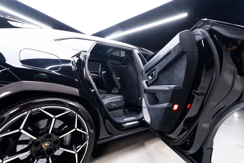 Lamborghini Urus photo 58