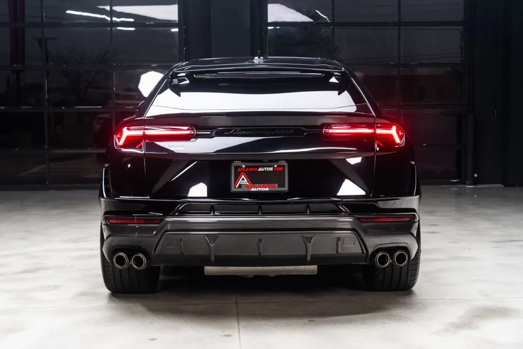 Lamborghini Urus photo 18