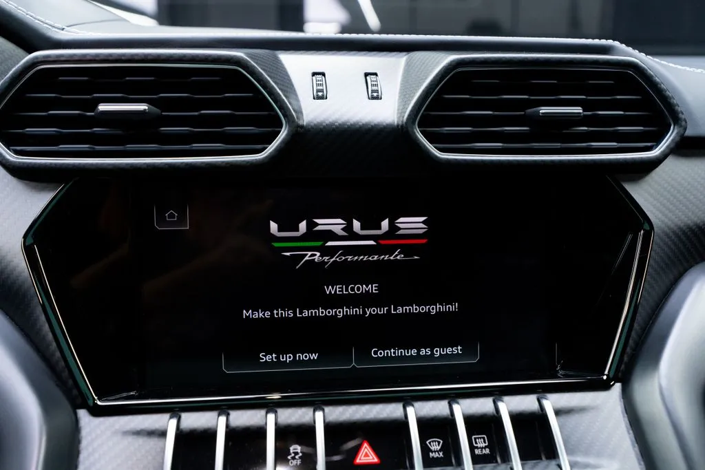 Lamborghini Urus photo 40