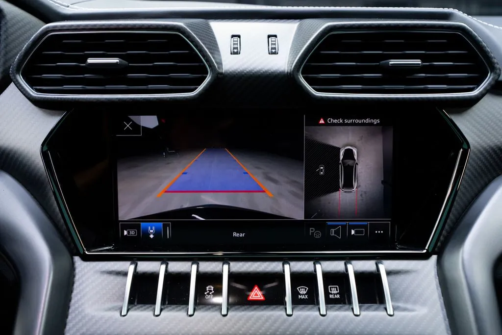 Lamborghini Urus photo 41